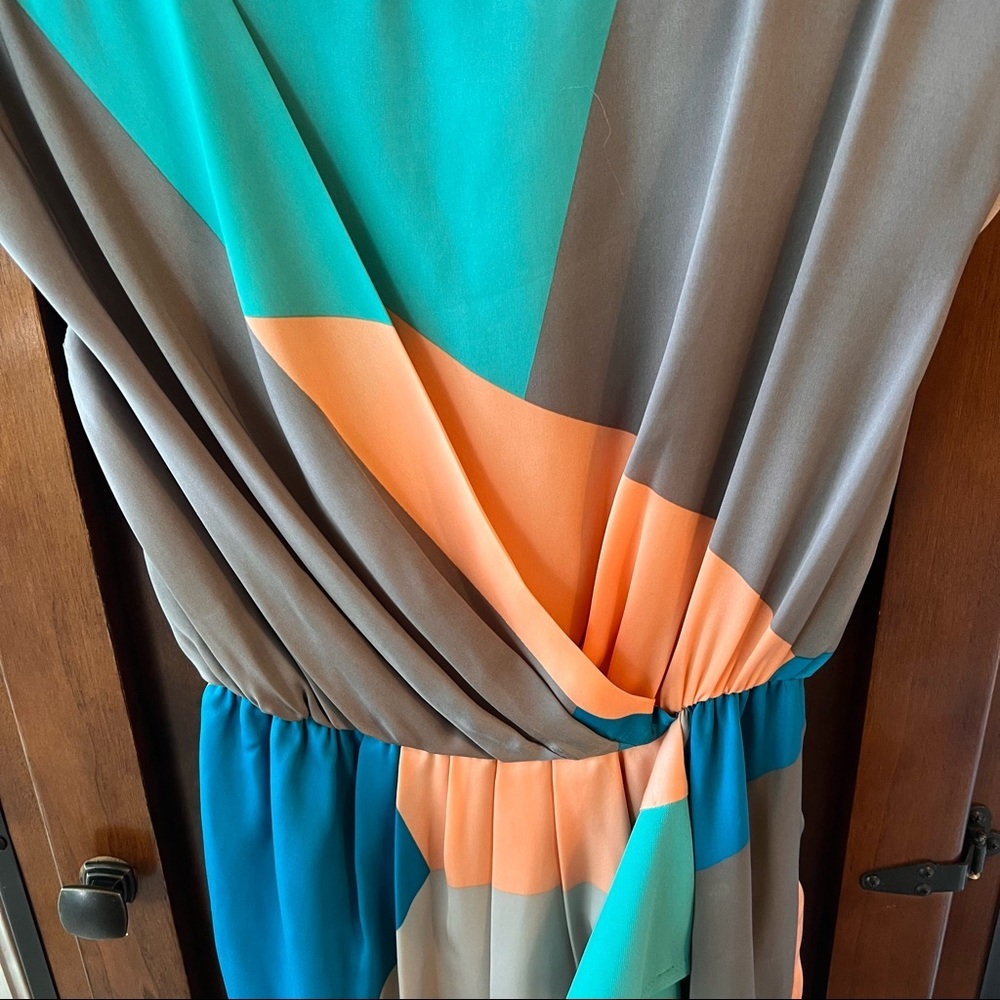 DOO.RI for Macy’s Scoop Neck Short Sleeve Geometric print Draped Wrapped dress - Picture 3 of 9